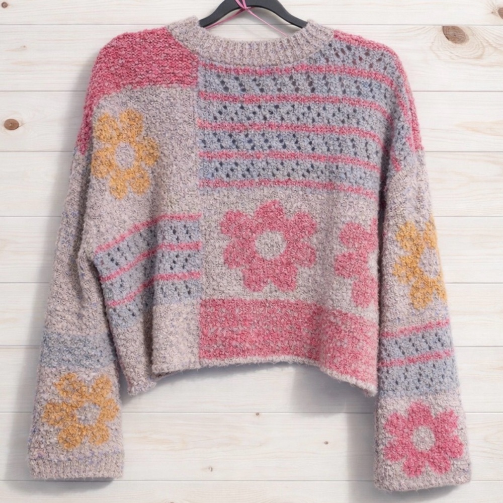 Moon & Madison Floral Patchwork Cropped Sweater ~ Boho Cottagecore Knit ~ Size S - Picture 5 of 14